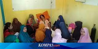 Desa bokori kecamatan soropia telepon. Km Izhar Terbakar Di Bokori Konawe 7 Penumpang Tewas 4 Hilang Halaman All Kompas Com