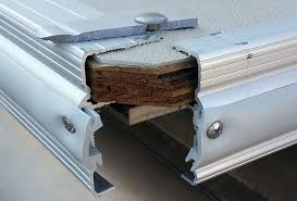 We build all of our pontoon fence railing to order. Want To Know What The Best Pontoon Boat Corner Casting And Caps Are Then Click Here To See What Pontoonopedia Recomme Pontoon Boat Pontoon Pontoon Accessories