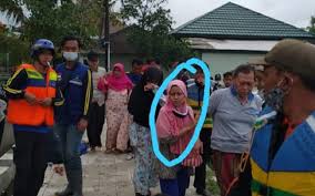 Update, daftar lengkap alamat dan tarif penginapan murah di subang. Gadis Di Pamanukan Subang Yang Minta Tolong Via Medsos Telah Dievakuasi Bagian 1