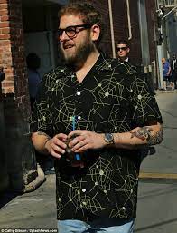 · sat courtside for an nba game in vr with the world's video directed by jonah hill. Jonah Hill Shows Off New Tattoo Arriving At Jimmy Kimmel Live Studios Daily Mail Online