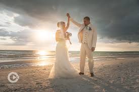 The fort myers photographer for family sessions and weddings. Wedding Photographers In Fort Myers Fl Complete Wedding Events