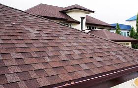 Ancak, çatılar için çatı malzemesi her türlü yeterli mukavemet, dayanıklılık ve iyi hava direnci yok. Cati Icin Cati Kaplama Malzemeleri Turleri Ev Icin Cati Kaplama Tasarim Cesitleri Ve En Iyi Malzemeler Bakir Ve Aluminyum