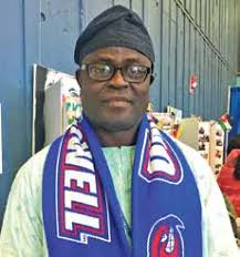 THE LEADERSHIP ISSUE UMASS LOWELL MAGAZINE