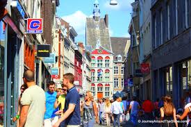 You will always have a place to hold all of your accessories and necessities. Maastricht Journey Around The Globe