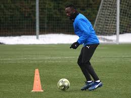 Hráčům otevřít cestu do evropského fotbalu