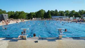 Graz Freibader Hallenbader Preise 2019 Informationen Grazer Schwimmbader Auster Augartenbad Bad Strassgang Stukitzba Hallenbader Freibad Schwimmbader