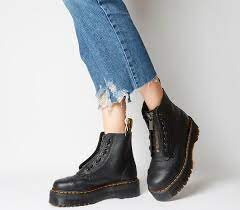 Jun 14, 2021 · broadcast group owner sinclair and investment fund liontree are raising $250 million to launch a sports streaming service built on sinclair's 21 regional sports networks around the united states. Dr Martens Sinclair Zip Boots Black Milled Leather Ankle Boots