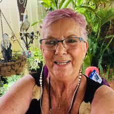 Who can recommend a good driver in Bali for 2 or 3 day trips?