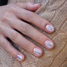 Es una tendencia que hasta ahora se ha asomado tímidamente pero que este otoño 2020 vivirá su momento de gloria, a juzgar. Unas Semipermanentes Otono 2020