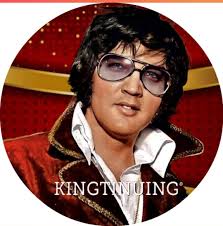 Mixing with the fan and they was surprised how easy going he was.