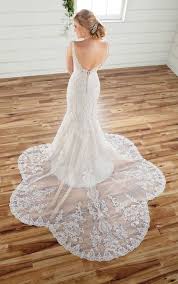 Traditional Wedding Gown With Shaped Train Essense Of Australia Wedding Dresses Wedding Dresses Lace Wedding Gowns Lace