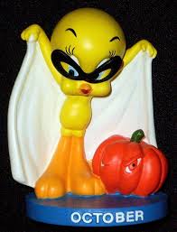 October Bird Of The Month 2000 Danbury Mint October Tweety Bird Figurine Calendar Yes Tweety My Birthday Month Tweety Danbury Mint Collectible Figurines