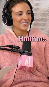 ‼️🚨De-Influencers tap in🚨‼️, What’s something that makes you go “hmm?”,  who knows maybe it’ll get feature