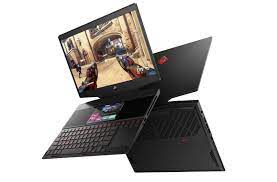 Two windows can be displayed split screen, or four can be displayed in a quadrant set up. Hp Announces World S First Dual Screen Gaming Laptop Mspoweruser
