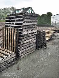 Why Rotten Pallet Wood Is A Score Wood Pallets Wood Pallet Projects Diy Pallet Projects