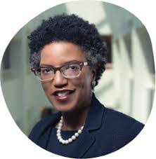 Amber Wisdom's Instagram, Twitter & Facebook