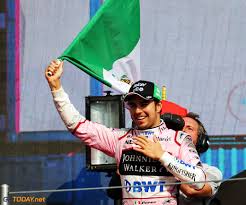 Wow dit zijn de 5 blonde ex vriendinnen van max verstappen. Vriendin Van Sergio Perez Bevallen Van Een Zoontje Gptoday Net