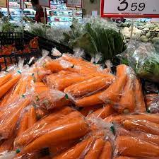 Hero market at gamuda walk is another local alternative for residents' shopping needs, boasting a slightly more limited range of fresh produce and grocery staples. Hero Market Kota Kemuning