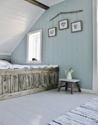 The Lovely Deco La Jolie Maison De Famille De Mia Beautiful Bedrooms Paneling Makeover Wood Paneling Makeover