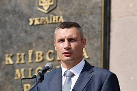 Віта́лій володи́мирович кличко́ wiˈtɑl⁽ʲ⁾ij woloˈdɪmɪrowɪtʃ klɪtʃˈkɔ ; Vitalij Klichko Pereputal Slova Nazvav Nesovershennoletnih Detej Nepolnocennymi Chempionat