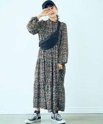 haco ハコ の 高橋愛さんコラボ ラブ ピースプロジェクト 花柄フリルネックマキシワンピース ワンピース マキシワンピース ファッション ワンピース