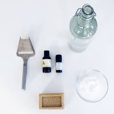 Diy Lessive Et Adoucissant Faits Maison Naturels Et Qui Lavent Ultra Faciles A Faire Fait Maison Produit Menager Fait Maison Lessive