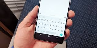Gboard 2 0 Brings Advanced Background Key And Glide Theming To Ios Android Android Smartphone Blackberry Phone