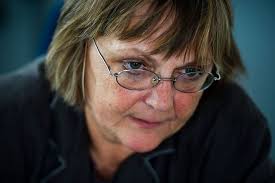 Festékszóróval támadta meg saját művét