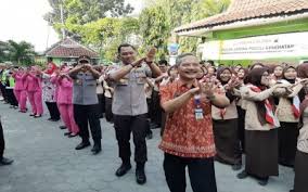 Dan untuk pengunjung dari luar kota yang belum pernah datang ke pati, dan tidak tahu letak waduk ini tidak perlu khawatir. Arsip Bulan Maret 2020 Sma Negeri 1 Blora