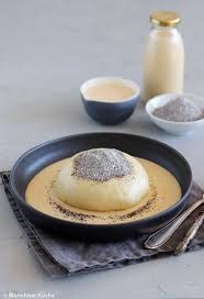 Germknodel Mit Vanillesauce Munchner Kuche Rezept Knodel Vanillesauce Saucen