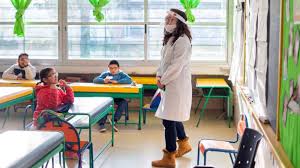 Por otro lado, las medidas contra la el gobierno de argentina , que encabeza el presidente alberto fernández, extendió hasta el próximo 28 de febrero las medidas de. La Vacunacion A Docentes Empezara En Febrero Para Retomar Las Clases Presenciales