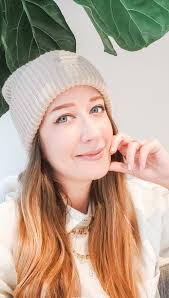 Lindsay-Elizabeth Hand