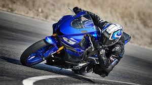 It can be your daily commuting partner if you can afford to buy this sporty beast. 2019 Yamaha Yzf R3 Gets Official Accessories Pricing In Us Starts From Usd 4 999 Rm20 566 Paultan Org