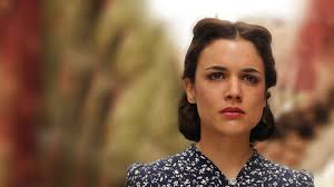 🧵 Netflix y Atresmedia Comunicación inician el rodaje de 'Sira', la  esperada secuela de 'El tiempo entre costuras'