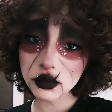 Val morales🖤🤍❤️ (@Val_mesino)