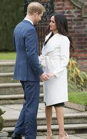 Apesar dos telespectadores já terem até mesmo escalado artistas para compor o elenco pelas redes sociais. Robert Hardman On Prince Harry And Meghan Markle S Engagement Prince Harry And Megan Prince Harry And Meghan Meghan Markle