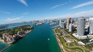 Scenic views of downtown miami, south beach, biscayne bay and beyond. Helicopter Tour Miami Florida Flying Over Miami Beach Youtube