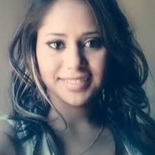 Ana Fiallos (@afiallos18)