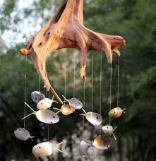 Eine weitere frage, die sich stellt, ist die frage nach dem material. Windspiel Basteln 59 Diy Ideen Mit Einfachen Materialien Windspiele Kunst Auf Holz Diy Windspiele