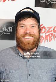 42 Photos & High Res Pictures