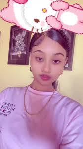 Jessica Hudec's Instagram, Twitter & Facebook