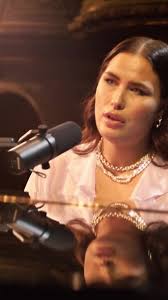 Discover Molly Hammar's Performance at Skargardsfest