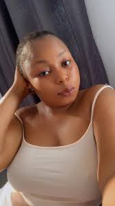 Help help please someone should help what can a man do to make her woman  happy because she never appreciate anything that I do