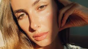 Millonaria y solidaria: así es Renata Collado, la mexicana que se  convertirá en nuera de José María Aznar y Ana Botella