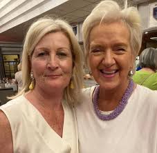 Amanda Lawless wins Lady Captain Celine's prize