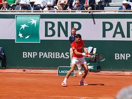 The event is part of the atp tour masters 1000 on the association of tennis professionals (atp) tour. File Paris Fr 75 Open De Tennis 2019 Roland Garros Court Chatrier 6 Juin Djokovic 16 Jpg Wikimedia Commons