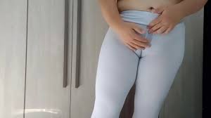 Calça legging branca fetiche - XNXX.COM