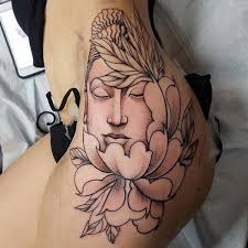 In the past few years, the hip tattoos became very popular. 125 Creative Hip Tattoos You Need To Get 2019 1000 Tattoo Photo Eddnet