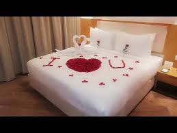 First Night Bedroom Decoration Honeymoon Anniversary Towel Art Youtube Bedroom Night Wedding Night Room Decorations Bed Decor