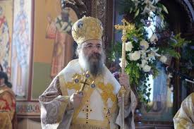 Σύμφωνα με το tempo24.news, μετά από πυρετό που παρουσίασε κρίθηκε απαραίτητη η νοσηλεία του. Mhtropoliths Patrwn Xrysostomos Fetos O Agios Andreas 8a Einai Sto Spiti Mas Kalabryta News